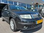 Skoda Fabia Combi 1.4-16V Elegance/Airco/Lichtmetaal/Dakrails/Cruise control!!!