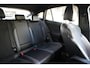 Volkswagen ID.5 Pro 77 kWh Warmtepomp Emergency braking DAB Stuurwiel verwarmd Sfeerverlichting Verkeersborddetectie Getint glas Grootlicht ass. Botsherkenning Navi