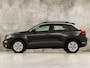 Volkswagen T-Roc 1.0 TSI Sport (APPLE CARPLAY, 1e EIGENAAR, GROOT NAVI, LM VELGEN, SPORTSTOELEN, PARKEERSENSOREN, ADAPTIVE CRUISE, NIEUWSTAAT)