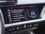Audi A3 Sportback 30 TFSI S edition | Navigatie | 19" | Parkeersensoren | S-line
