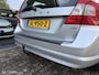 Volvo V70 2.4D Momentum trekh navi 17 inch keurige auto