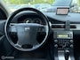 Volvo V70 2.4D Momentum trekh navi 17 inch keurige auto