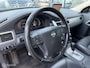 Volvo V70 2.4D Momentum trekh navi 17 inch keurige auto