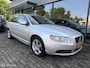 Volvo V70 2.4D Momentum trekh navi 17 inch keurige auto