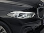 BMW 1-Serie 118i Sport Automaat (APPLE CARPLAY, DEALER ONDERHOUDEN, GROOT NAVI, CAMERA, STUUR/STOELVERWARMING, SPORTSTOELEN, TREKHAAK, GETINT GLAS, ELEK ACHTERKLEP, NIEUWSTAAT)