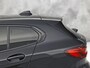 BMW 1-Serie 118i Sport Automaat (APPLE CARPLAY, DEALER ONDERHOUDEN, GROOT NAVI, CAMERA, STUUR/STOELVERWARMING, SPORTSTOELEN, TREKHAAK, GETINT GLAS, ELEK ACHTERKLEP, NIEUWSTAAT)