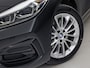 BMW 1-Serie 118i Sport Automaat (APPLE CARPLAY, DEALER ONDERHOUDEN, GROOT NAVI, CAMERA, STUUR/STOELVERWARMING, SPORTSTOELEN, TREKHAAK, GETINT GLAS, ELEK ACHTERKLEP, NIEUWSTAAT)