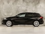 BMW 1-Serie 118i Sport Automaat (APPLE CARPLAY, DEALER ONDERHOUDEN, GROOT NAVI, CAMERA, STUUR/STOELVERWARMING, SPORTSTOELEN, TREKHAAK, GETINT GLAS, ELEK ACHTERKLEP, NIEUWSTAAT)