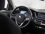 BMW 1-Serie 118i Sport Automaat (APPLE CARPLAY, DEALER ONDERHOUDEN, GROOT NAVI, CAMERA, STUUR/STOELVERWARMING, SPORTSTOELEN, TREKHAAK, GETINT GLAS, ELEK ACHTERKLEP, NIEUWSTAAT)