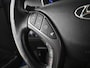 Hyundai i30 1.6 GDi Comfort | Achteruitrijcamera | Elektr glazen pano-dak | Climate control | Stoel/stuurverw | Navi | Cruise control | Parkeersensoren achter | 17"LMV