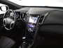 Hyundai i30 1.6 GDi Comfort | Achteruitrijcamera | Elektr glazen pano-dak | Climate control | Stoel/stuurverw | Navi | Cruise control | Parkeersensoren achter | 17"LMV