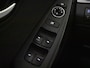 Hyundai i30 1.6 GDi Comfort | Achteruitrijcamera | Elektr glazen pano-dak | Climate control | Stoel/stuurverw | Navi | Cruise control | Parkeersensoren achter | 17"LMV