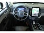 Volvo XC90 T8 Plug-in hybrid AWD Ultra Dark | Luchtvering | Panoramadak | Trekhaak | Premium audio by Bowers&Wilkins | Verwarmbare voorstoelen met massagefunctie |