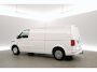 Volkswagen Transporter 2.0 TDI L2H1 150PK | Automaat | Airco | Camera | Cruise | 3 Zits | 2xSchuifdeur | Trekhaak | Carplay