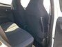 Toyota Aygo 1.0 VVT-i x-joy | BTW voertuig | Dealer onderhouden | Climate control | Apple CarPlay/Android Auto | Achteruitrijcamera | Automatische verlichting |