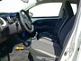 Toyota Aygo 1.0 VVT-i x-joy | BTW voertuig | Dealer onderhouden | Climate control | Apple CarPlay/Android Auto | Achteruitrijcamera | Automatische verlichting |