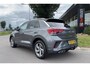 Volkswagen T-Roc 1.5 TSI R-Line | TREKHAAK | CAMERA | ADAPTIVE |