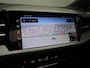 Audi Q4 e-tron 45 quattro Edition 82 kWh 286 PK | Adaptive cruise control | Glazen panoramadak | Elektrisch instel. voorstoelen | Achteruitrijcamera| Climate control | Matrix-ledkoplampen | Stoelverwarming | Lichtpakket ambient lighting | Warmtepomp | Audi sound system