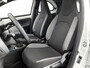 Toyota Aygo X 1.0 VVT-i MT Play | BTW voertuig | Apple CarPlay/Android Auto | Cruise Control Adaptive | Airco | Achteruitrijcamera | Elektrische ramen voor | elektrisch verstelbare spiegels |