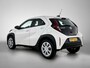 Toyota Aygo X 1.0 VVT-i MT Play | BTW voertuig | Apple CarPlay/Android Auto | Cruise Control Adaptive | Airco | Achteruitrijcamera | Elektrische ramen voor | elektrisch verstelbare spiegels |
