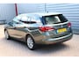 Opel Astra Sports Tourer 1.4 Turbo Innovation O.a: PDC, Camera, DAB, Clima, Navi, Cruise, Carplay, Etc. All-in prijs!