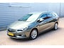 Opel Astra Sports Tourer 1.4 Turbo Innovation O.a: PDC, Camera, DAB, Clima, Navi, Cruise, Carplay, Etc. All-in prijs!