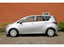 Toyota Verso-S 1.3 VVT-i 100pk Aspiration | 5 deuren | Airco | Navigatie | Achteruitrijcamera | Parkeersensoren | Centr. deurvegr. | Stuurbekrachtiging |