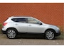 Nissan Qashqai 2.0 141pk Connect Edition AUT. | NL-auto | Navigatie | Cruise control | Climate control | Elek. ramen | Panorama dak | Lichtm. velgen | Trekhaak |