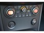 Nissan Qashqai 2.0 141pk Connect Edition AUT. | NL-auto | Navigatie | Cruise control | Climate control | Elek. ramen | Panorama dak | Lichtm. velgen | Trekhaak |