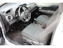 Toyota Yaris 1.0 VVT-i 70pk Aspiration | NL-auto | Facelift model! | Airco | Elek. ramen | Centr. deurvergr. | Radio | Metallic lak |