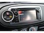 Toyota Yaris 1.0 VVT-i 70pk Aspiration | NL-auto | Facelift model! | Airco | Elek. ramen | Centr. deurvergr. | Radio | Metallic lak |