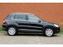 Volkswagen Tiguan 1.4 TSI 150pk Sport&Style UNIEK! | NL-auto | Unieke KM. stand! | Cruise control | Climate control | Elek. ramen | Lichtm. velgen | Centr. deurvergr. |