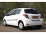 Toyota Yaris 1.0 VVT-i 70pk Aspiration | NL-auto | Facelift model! | 5 deuren | Camera | Climate control | Bluetooth | Centr. deurvergr. | Elek. ramen |