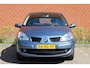 Renault Scenic 2.0-16V 135pk Business Line | NL-auto | Luxe! | Pano dak | Navigatie | Cruise control | Climate control | Parkeersensoren | Metallic lak |