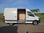 Mercedes-Benz eSprinter L2H2 81 kWh 300km WLTP LED Snelladen Automaat Mbux10 Camera Carplay 3 Zits Cruise Nieuw Model 100% Elektrisch BPM Vrij 143 PK!