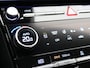 Hyundai Santa Fe 1.6 T-GDI PHEV Black Line 4WD 7-Persoons / € 5.000,- inruilvoordeel / Nieuw direct leverbaar / Prijs is rijklaar / Elektrische Stoelen / 360 Camera / Stoelventilatie En Verwarming / 1700 kg Trekgewicht / Full Option /