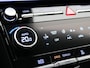 Hyundai Santa Fe 1.6 T-GDI PHEV Black Line 4WD 7-Persoons / € 5.000,- inruilvoordeel / Nieuw direct leverbaar / Prijs is rijklaar / Elektrische Stoelen / 360 Camera / Stoelventilatie En Verwarming / 1700 kg Trekgewicht / Full Option /