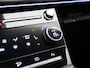 Hyundai Santa Fe 1.6 T-GDI PHEV Black Line 4WD 7-Persoons / € 5.000,- inruilvoordeel / Nieuw direct leverbaar / Prijs is rijklaar / Elektrische Stoelen / 360 Camera / Stoelventilatie En Verwarming / 1700 kg Trekgewicht / Full Option /