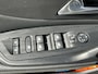 Peugeot 308 SW BWJ 2022 | 1.2PT 131PK Allure Pack Business | CLIMA | CARPLAY | NAVI | PRIVACY GLASS | NAVI | AD CRUISE | PDC | LEDER/STOF SPORTSTOELEN |