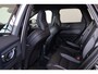 Volvo XC60 T6 Recharge AWD Plus Black Edition - IntelliSafe Assist & Surround - Harman/Kardon audio - Parkeercamera achter - Verwarmde voorstoelen, stuur & achterbank - Parkeersensoren voor & achter - Elektr. bedienb. voorstoelen met geheugen - Draadloze tel. lader - Extra getint glas - 21' LMV