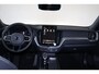Volvo XC60 T6 Recharge AWD Plus Black Edition - Panorama/schuifdak - IntelliSafe Assist & Surround - 360º Camera - Harman/Kardon audio - Verwarmde voorstoelen, stuur & achterbank - Parkeersensoren voor & achter - Elektr. bedienb. voorstoelen met geheugen - Head up display - Draadloze tel. lader - Extra getint glas - 21' LMV
