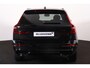 Volvo XC60 T6 Recharge AWD Plus Black Edition - Panorama/schuifdak - IntelliSafe Assist & Surround - 360º Camera - Harman/Kardon audio - Verwarmde voorstoelen, stuur & achterbank - Parkeersensoren voor & achter - Elektr. bedienb. voorstoelen met geheugen - Head up display - Draadloze tel. lader - Extra getint glas - 21' LMV