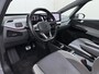 Volkswagen ID.3 First Plus 62kWh Trekhaak Adap.Cruise SOH 93% Camera Stoel+Stuurverwarming Navi-Pro Apple Carplay Android Auto Pdc Keyless advanced Matrix-Led Privacy Glas Lmv DAB Lmv 19" Isofix 1e Eigenaar Origineel Nederlandse Auto