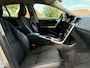 Volvo V60 1.6 T4 Momentum | Automaat + Navi + Clima Nu € 1.975,-!!!