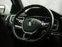 Volkswagen Polo 1.0 TSI R-Line Sport Automaat (VIRTUAL COCKPIT, ZWART HEMEL, GROOT NAVI, CLIMATE, LEDER, SPORTSTOELEN, GETINT GLAS, LM VELGEN, ADAPTIVE CRUISE, NIEUWSTAAT)