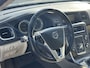 Volvo V60 1.6 T3 Momentum | Nieuw Binnen! | APK 19-05-2027 | Stoelverwarming | Trekhaak