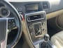 Volvo V60 1.6 T3 Momentum | Nieuw Binnen! | APK 19-05-2027 | Stoelverwarming | Trekhaak