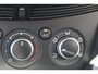 Ford Kuga 1.6 Trend , 150pk , Trekgewicht 2000kg Airco , Cruise  control , Trekhaak , Bluetooth Parkeersensoren achter