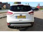 Ford Kuga 1.6 Trend , 150pk , Trekgewicht 2000kg Airco , Cruise  control , Trekhaak , Bluetooth Parkeersensoren achter