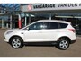 Ford Kuga 1.6 Trend , 150pk , Trekgewicht 2000kg Airco , Cruise  control , Trekhaak , Bluetooth Parkeersensoren achter